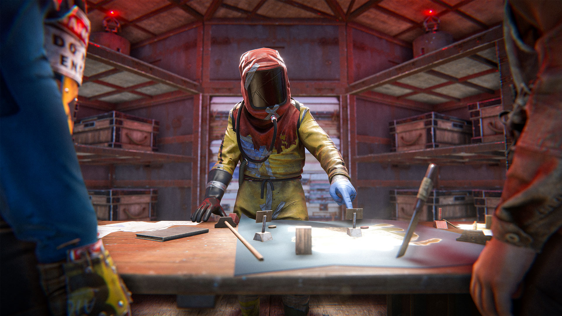 Игроки Rust у стола с картой острова